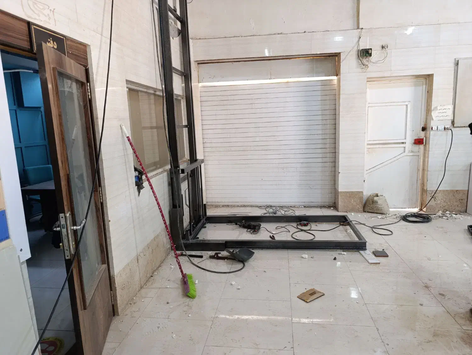 نصب بالابر و آسانسور|خدمات پیشه و مهارت|بندر ماهشهر, |دیوار