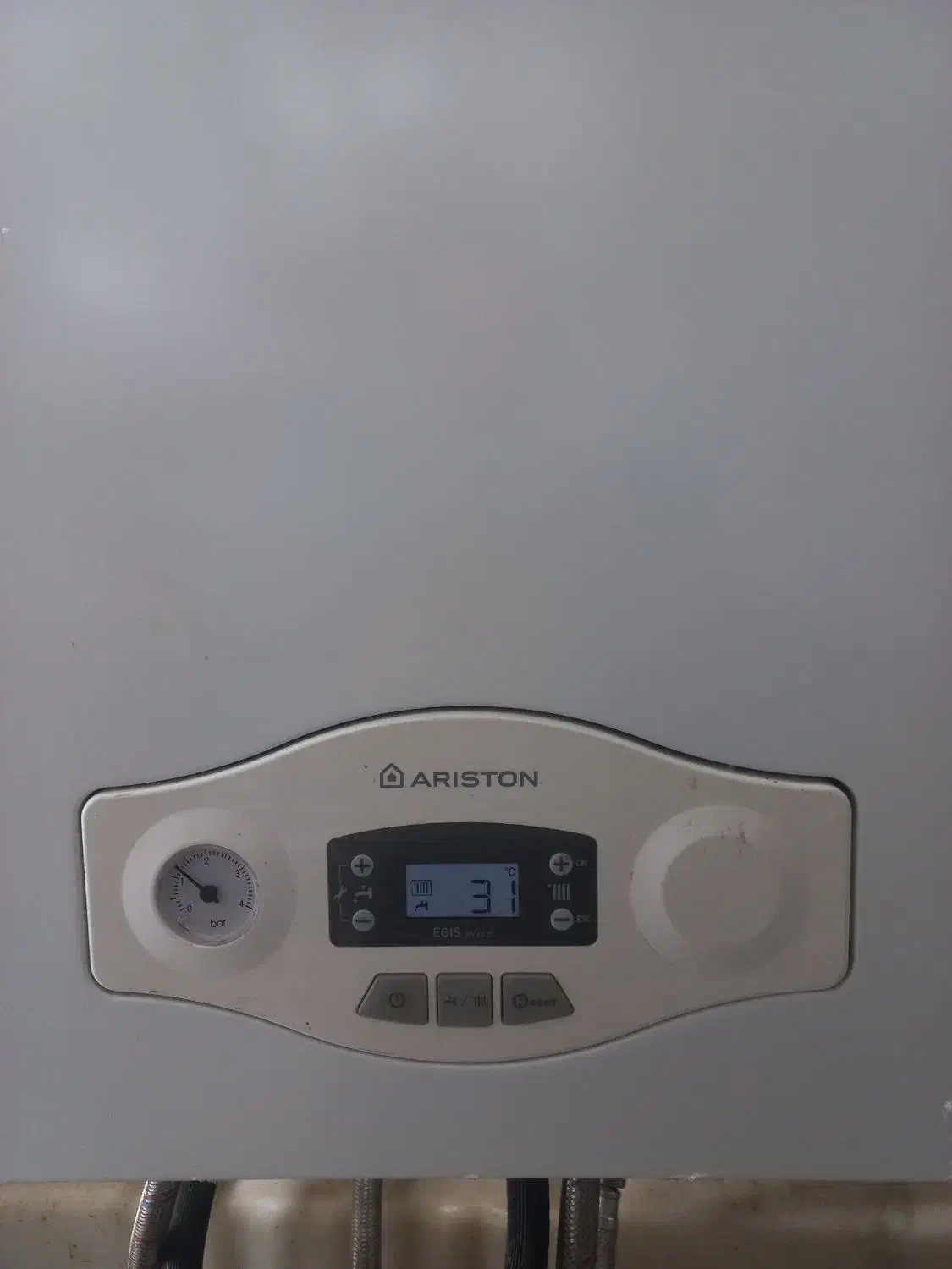 پکیج اریستون ۲۴ هزار|آبگرمکن، پکیج، شوفاژ|قم, زنبیل آباد|دیوار