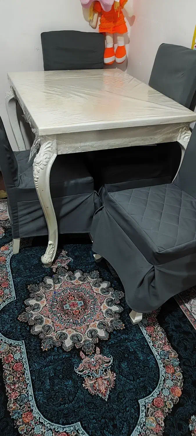 میز غذاخوری|میز و صندلی غذاخوری|ارومیه, |دیوار