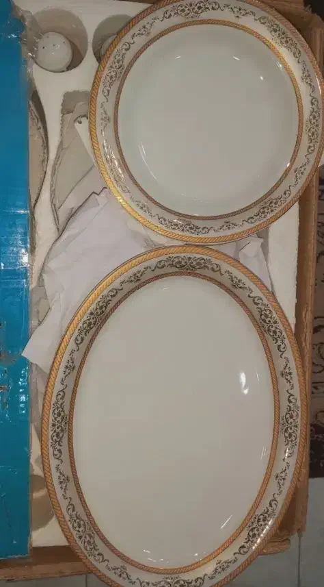 چینی توس|ظروف سرو و پذیرایی|اصفهان, میرعماد|دیوار