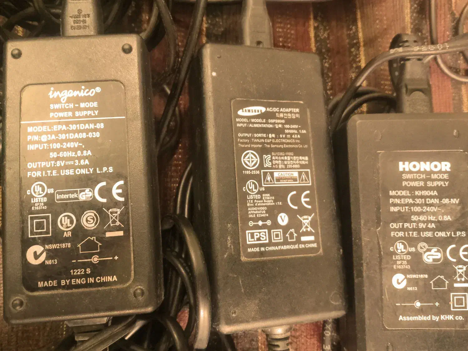 آداپتور ۱۰تا|قطعات و لوازم جانبی رایانه|اردبیل, |دیوار