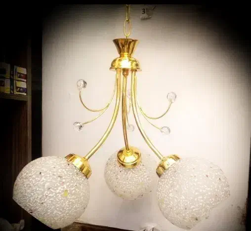 لوستر|لوستر و چراغ آویز|قدس, شهر‌قدس|دیوار