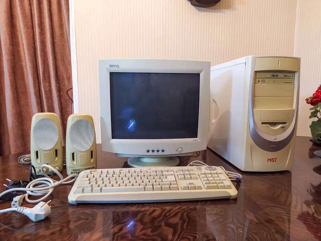 کامپیوتر خانگی|رایانه رومیزی|مشهد, شاهد (شهرک غرب)|دیوار