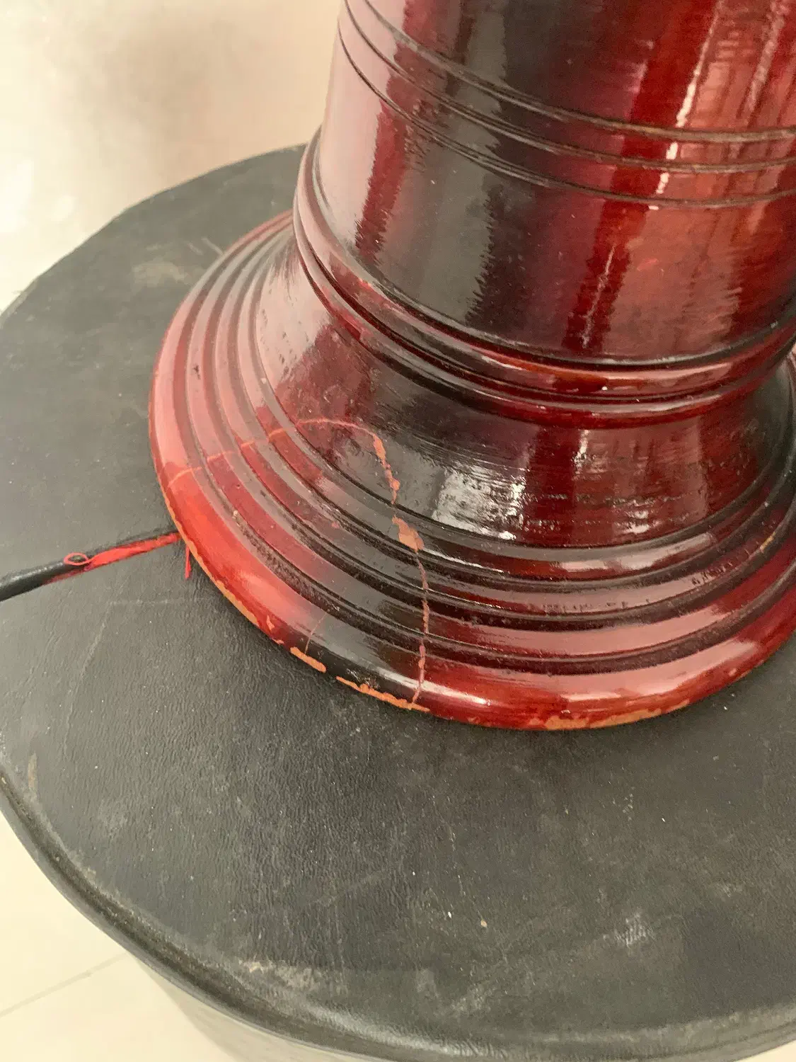 تنبک قدیمی|سازهای سنتی|قزوین, |دیوار