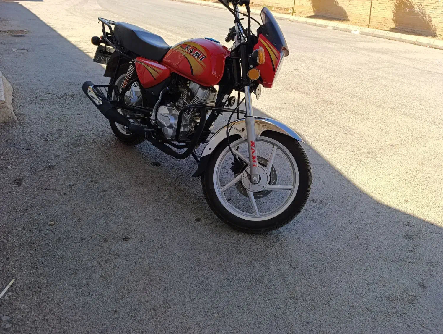 فروش موتور سیکلت انژکتوری|موتورسیکلت|بروجن, |دیوار