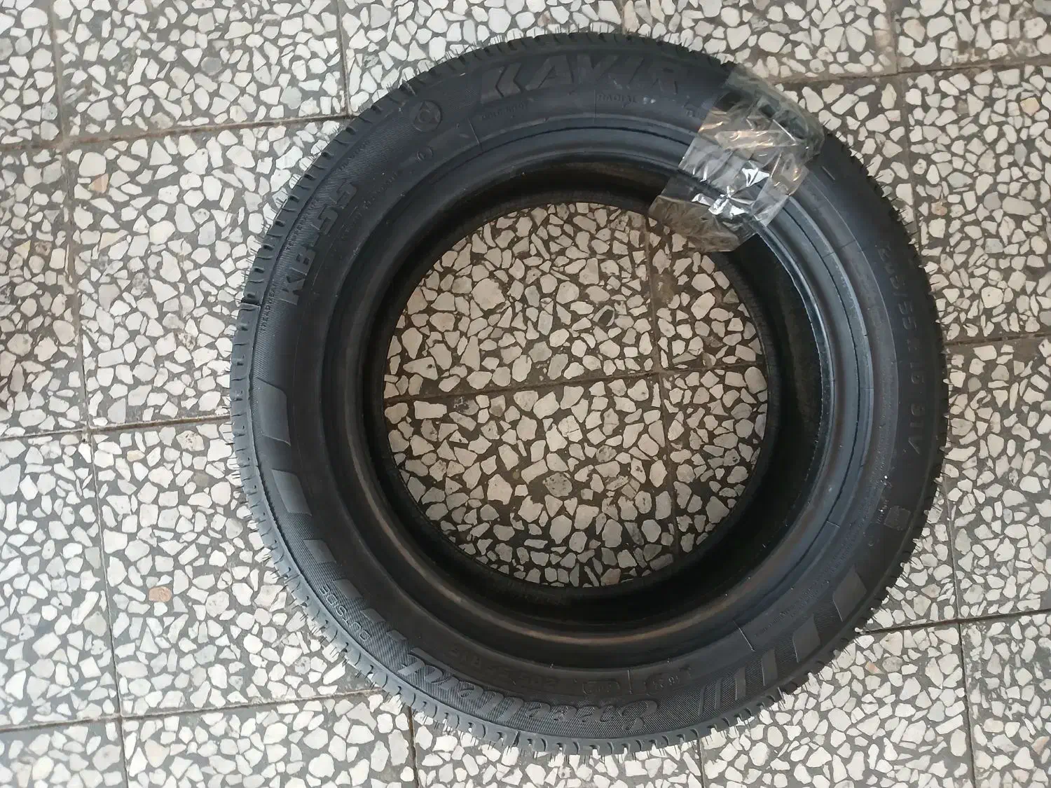 چهار حلقه لاستیک کویرتایر آکبند سایز 205/55R16|قطعات یدکی و لوازم جانبی|رشت, منظریه|دیوار