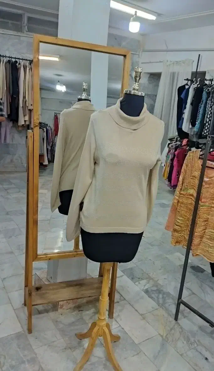 گپ و بافت|لباس|بجنورد, |دیوار