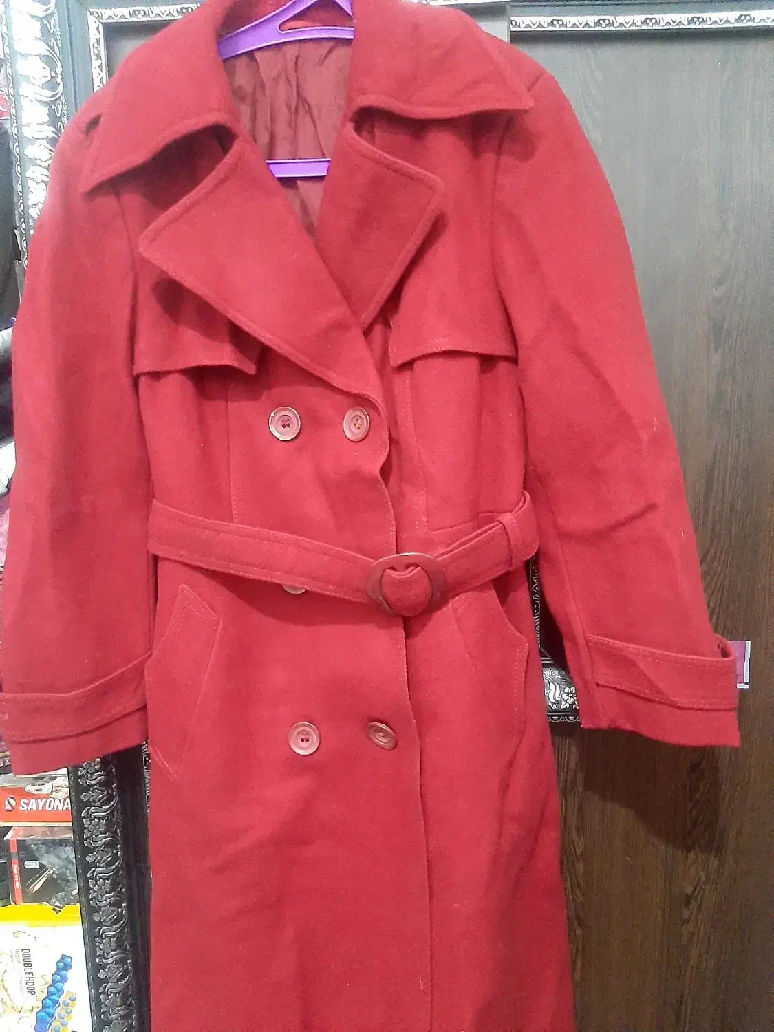 پالتو|لباس|شیراز, درکی|دیوار