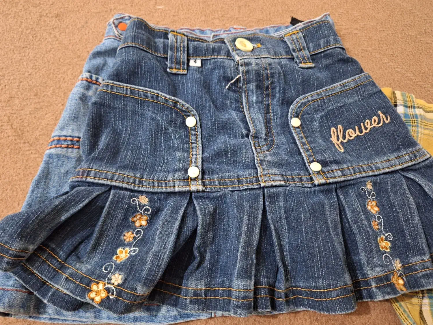 لباس بچه گانه|کفش و لباس بچه|مسجد سلیمان, |دیوار