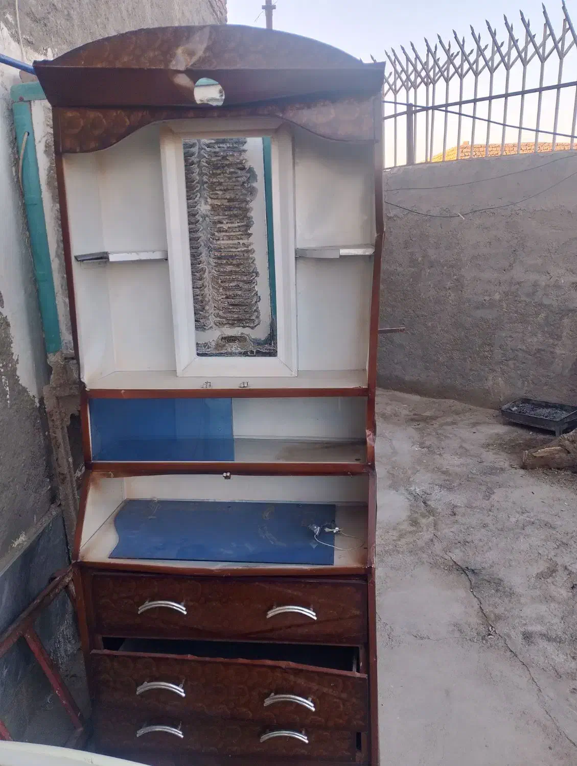 کمد اهنی|جاکفشی، کمد، دراور|هامون, |دیوار