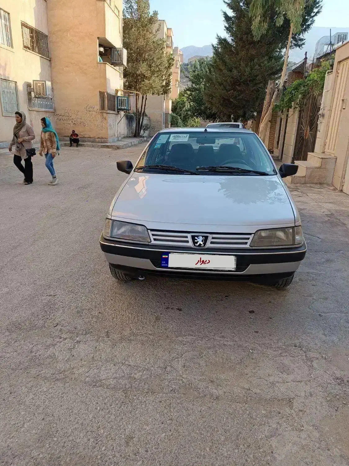 ۴۰۵ دوگانه کارخانه بدون رنگ شاسی پلمپ|خودرو سواری و وانت|خرمآباد, |دیوار