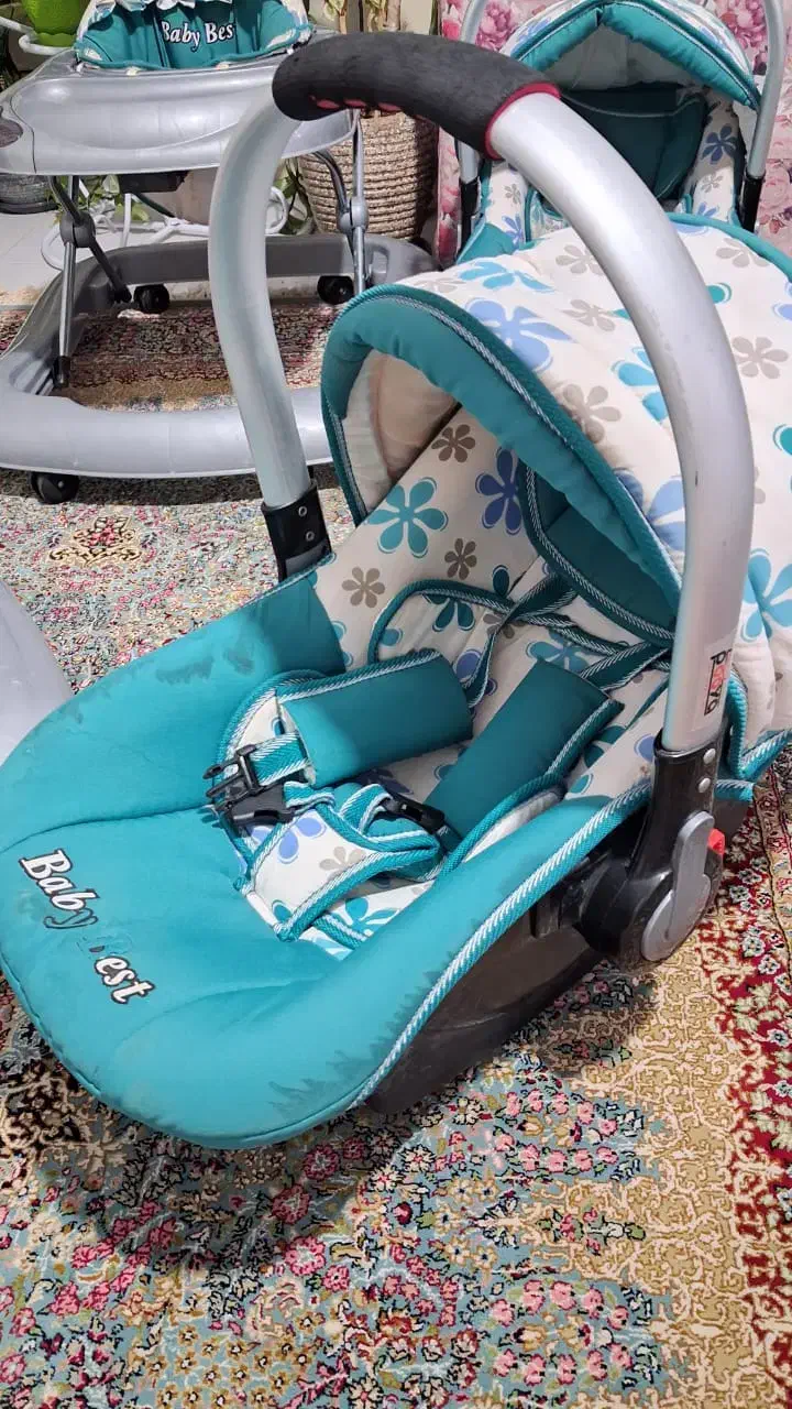 کریر در حد نو|کالسکه و لوازم جانبی|رفسنجان, |دیوار