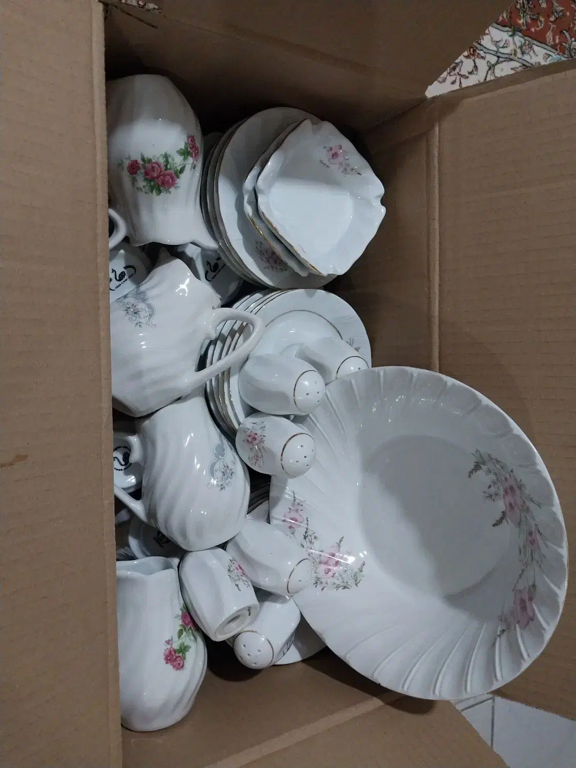 لوازم آشپزخانه|ظروف سرو و پذیرایی|تبریز, |دیوار