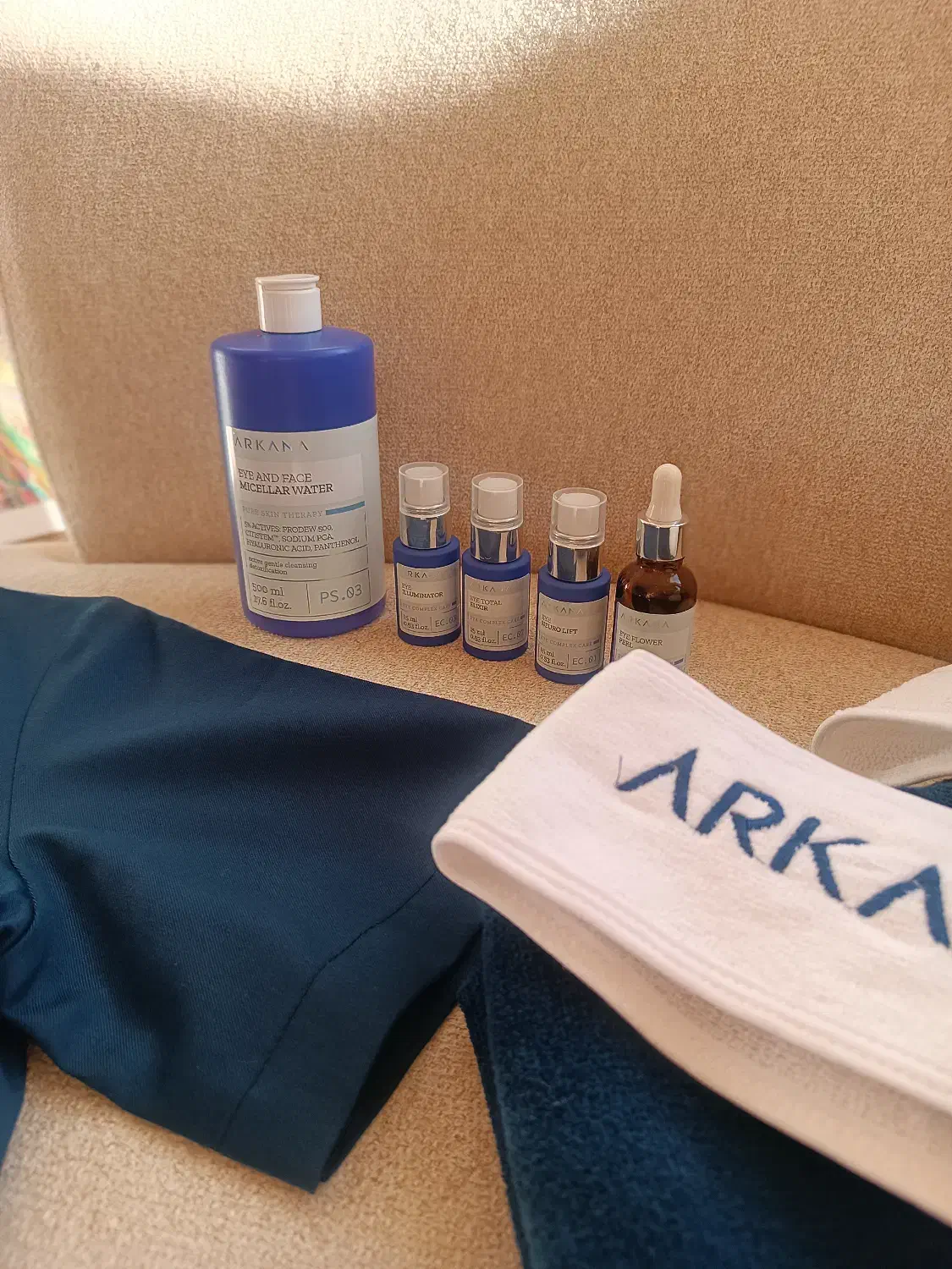 پکیج دور چشم آرکانا|آرایشی، بهداشتی، درمانی|طرقبه, |دیوار