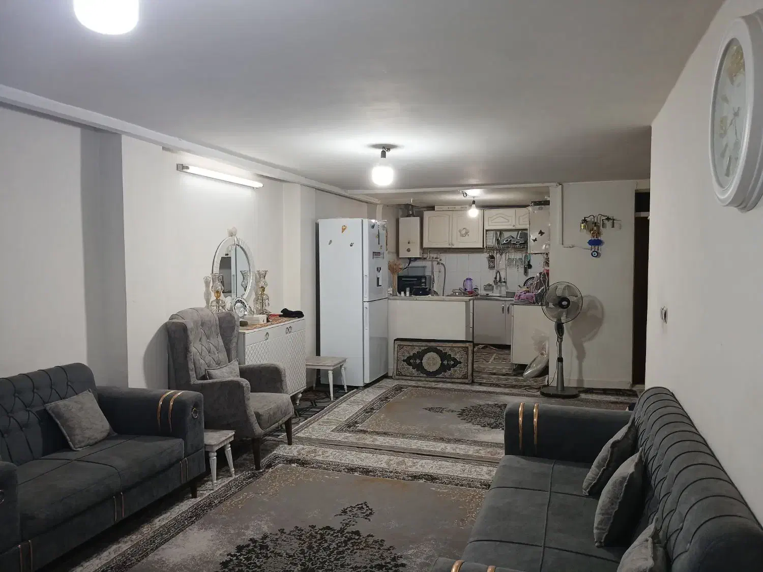 خانه در شهرک ولیعصر