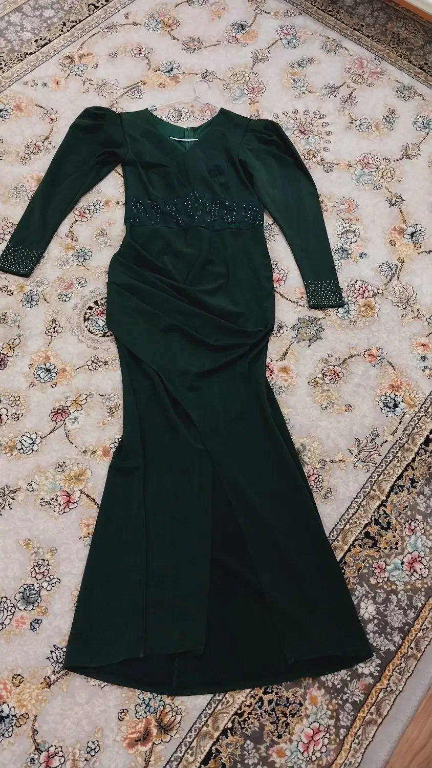 لباس‌ (تحویل رایگان)|لباس|رشت, فخب|دیوار