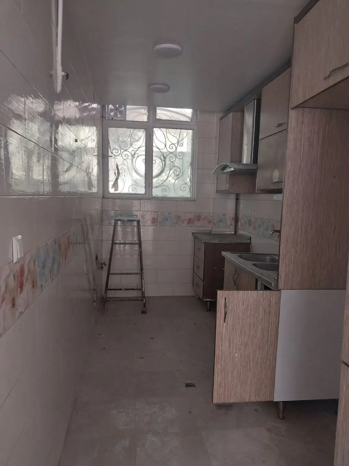 بالای اتریش حیاط دار