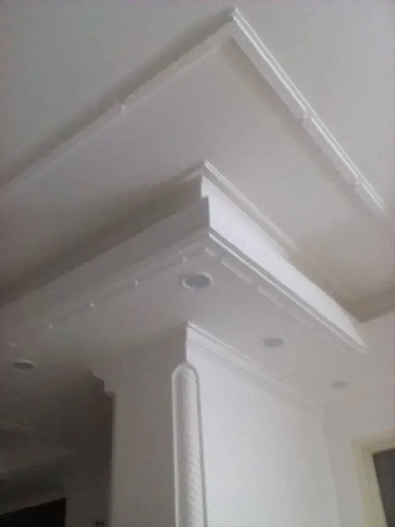 نیازمند شاگرد گچکاری|استخدام معماری، عمران و ساختمانی|یزد, |دیوار