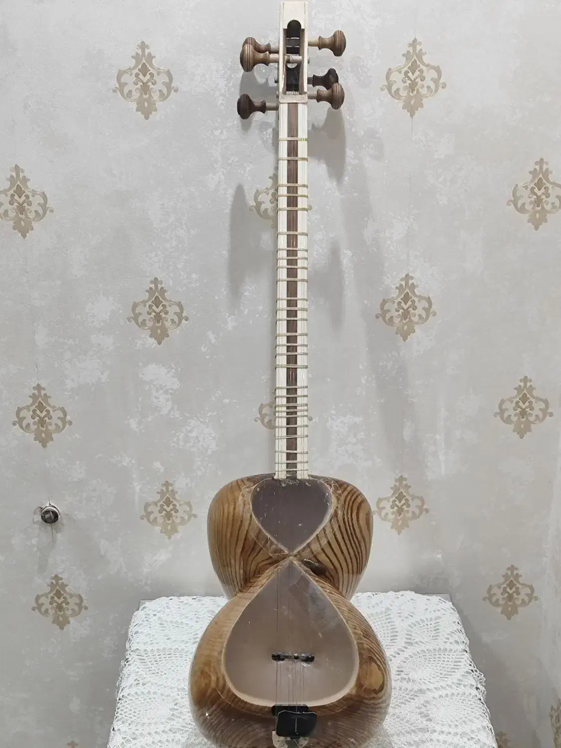 تار|سازهای سنتی|سنندج, |دیوار