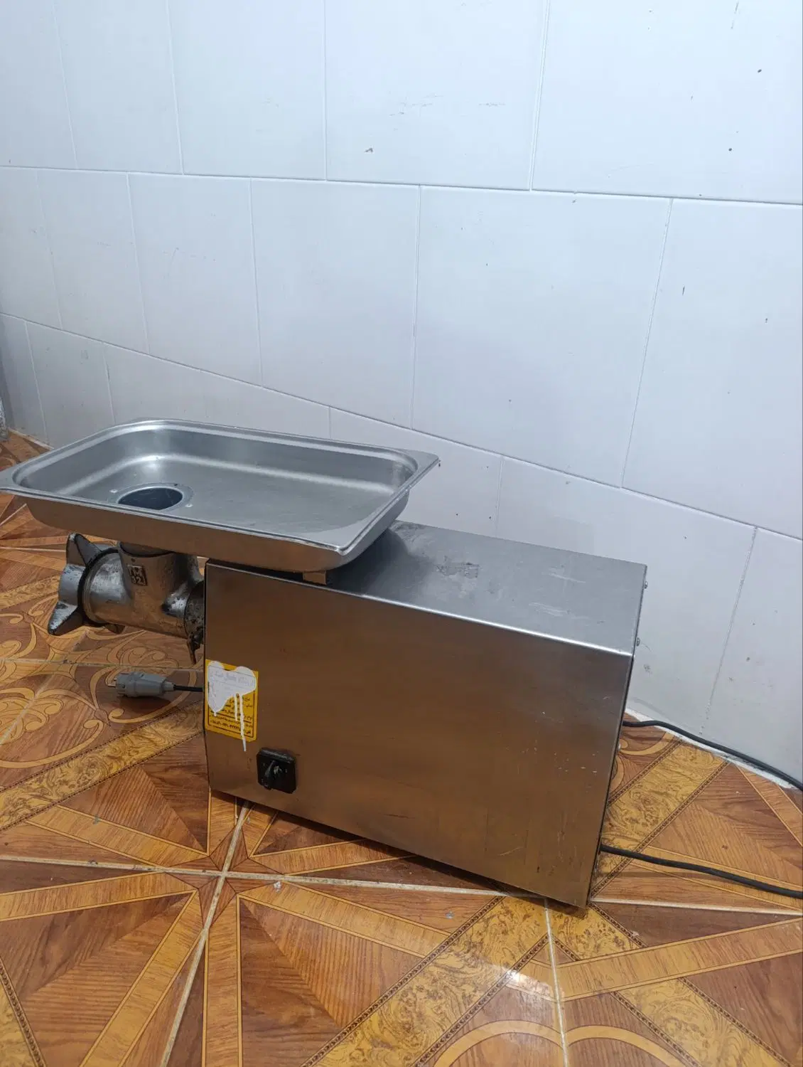 چرخ گوشت|خردکن، آسیاب، غذاساز|ملکشاهی, |دیوار