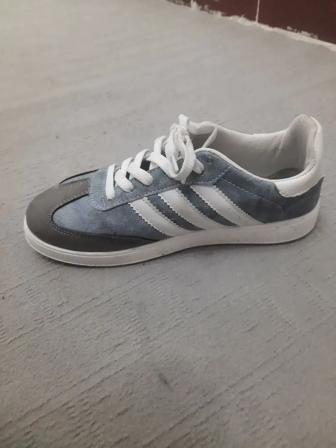 کفش سامبا|کیف، کفش، کمربند|نظرآباد, نظرآباد|دیوار