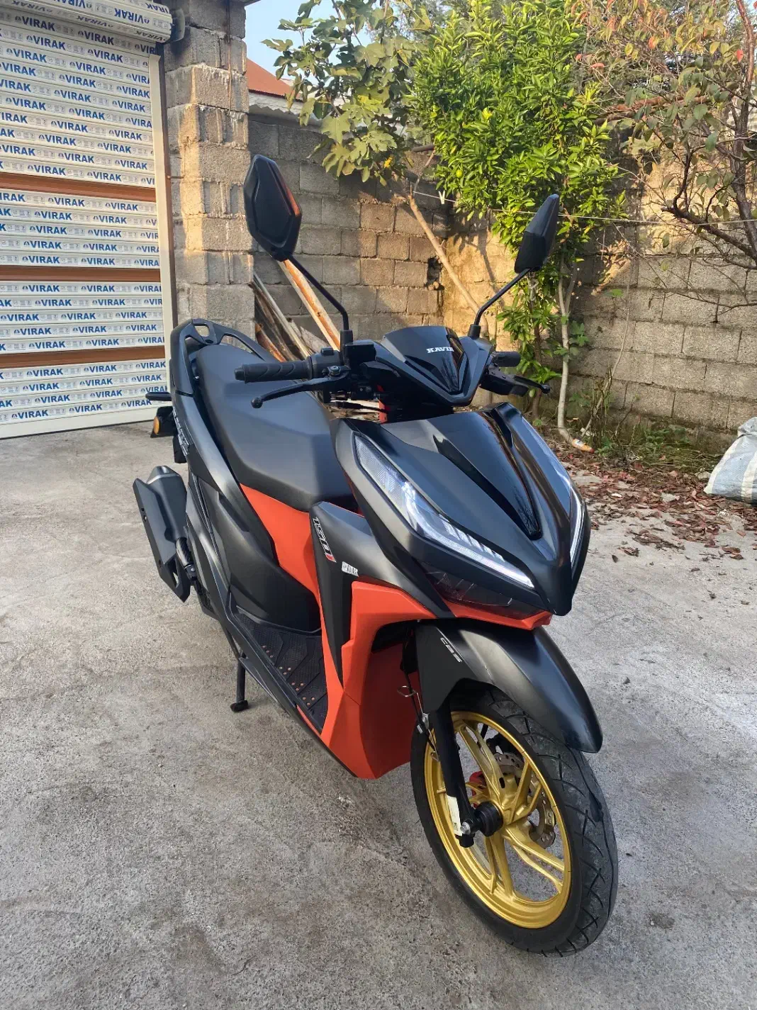 کلیک 150|موتورسیکلت|رشت, چله خانه|دیوار