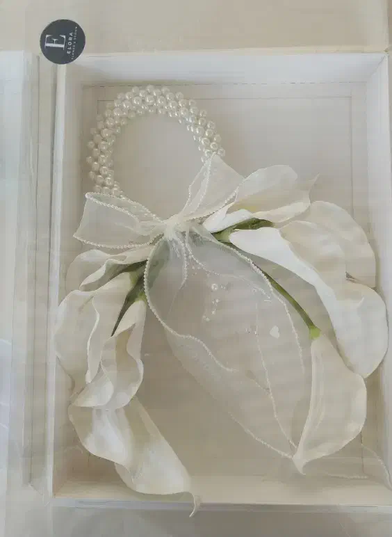 دسته گل عروس/ فروش/ اجاره تخفیف ویژه|گل مصنوعی|مراغه, |دیوار