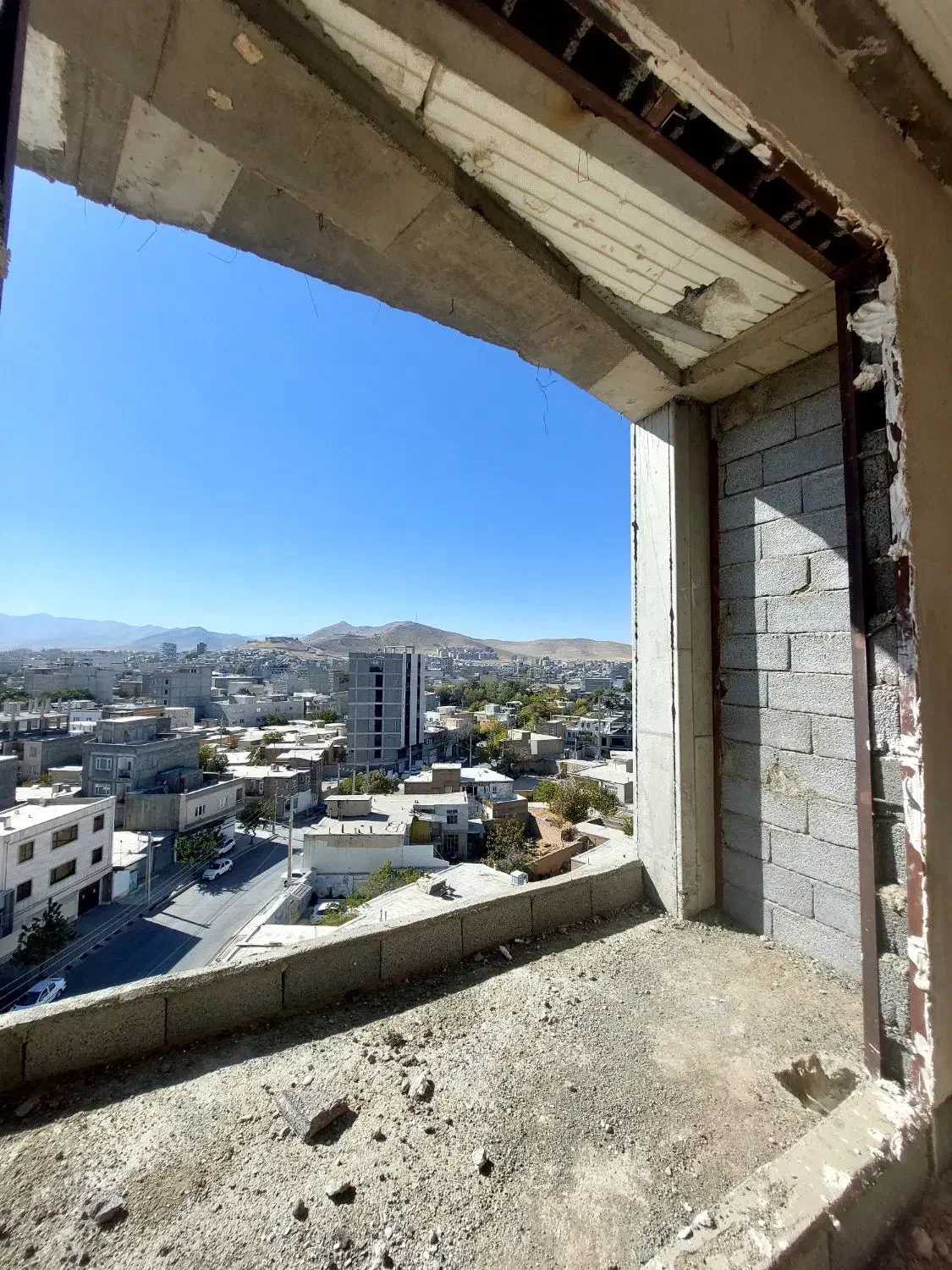 فروش آپارتمان 169 متری 3 خواب**پروین اعتصامی**|فروش آپارتمان|قروه, |دیوار