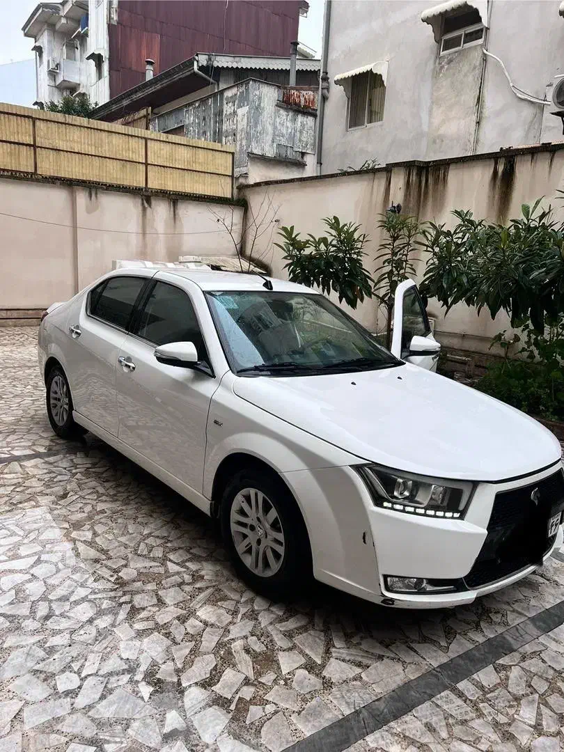 دنا پلاس تیپ ۱ دنده ای مدل ۹۸|خودرو سواری و وانت|رشت, نیکمرام|دیوار