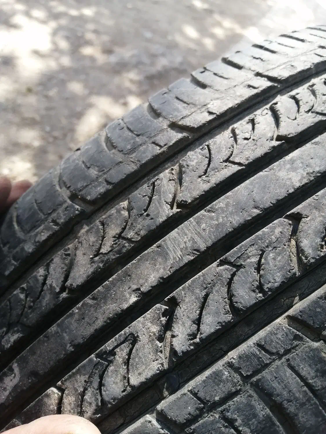 لاستیک پژو با رینگ14*65*185|قطعات یدکی و لوازم جانبی|مشهد, نوفل لوشاتو|دیوار