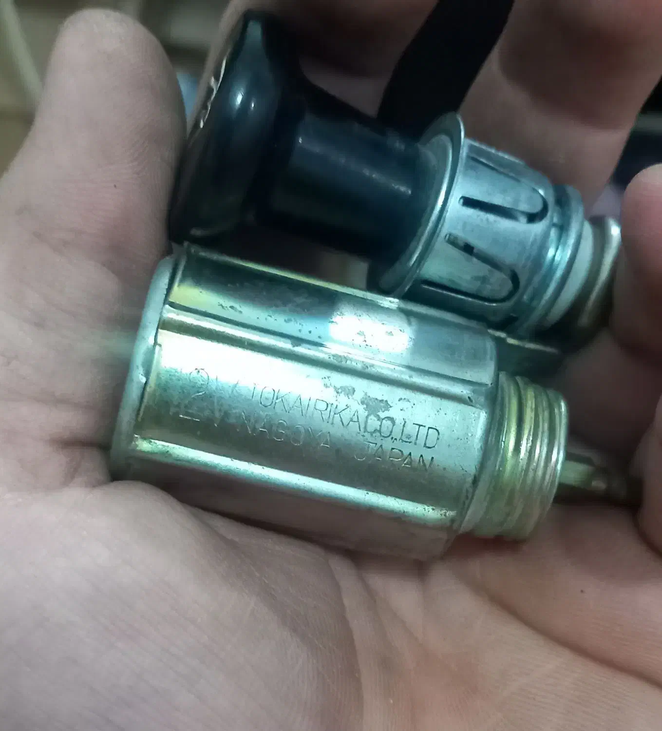 فندک ۱۲ ولت ژاپنی اصلی|قطعات یدکی و لوازم جانبی|چمستان, |دیوار