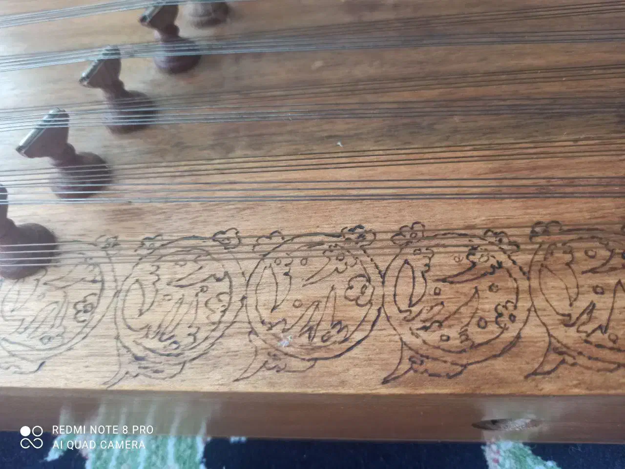 سنتور|سازهای سنتی|مشکین‌دشت, |دیوار