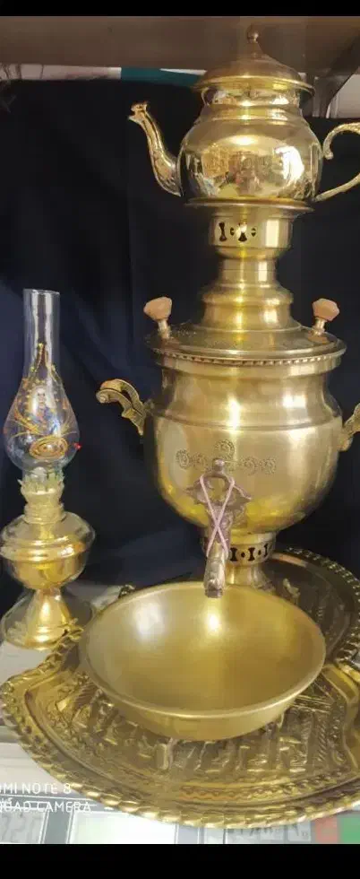 سماور ذغالی برنجی و مسی انتیک|صنایع دستی و سایر لوازم تزئینی|بروجن, |دیوار