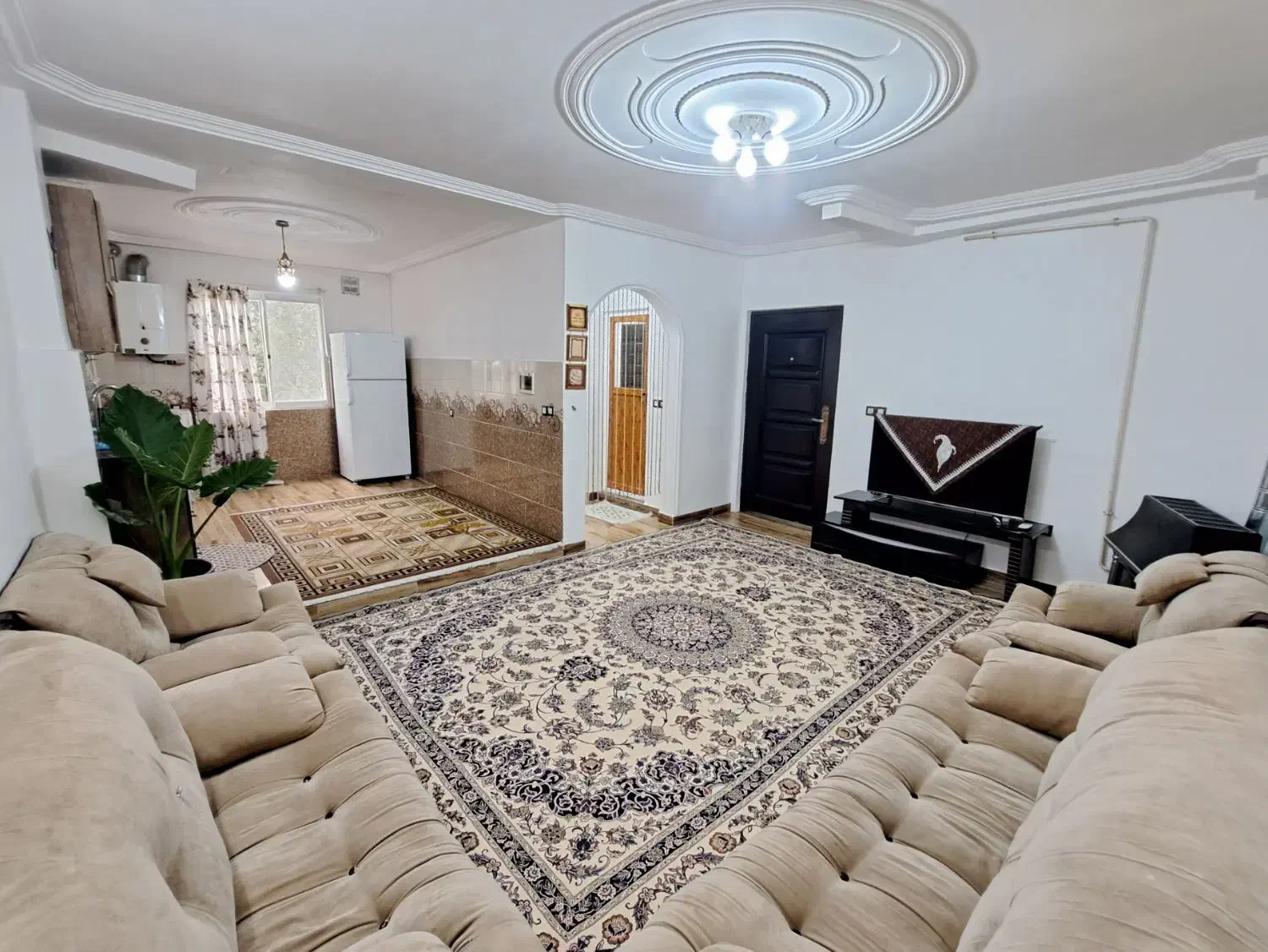 اجاره سوئیت روزانه لاهیجان ، روستای کورهبر|اجارهٔ کوتاهمدت آپارتمان و سوئیت|لاهیجان, آهندان|دیوار