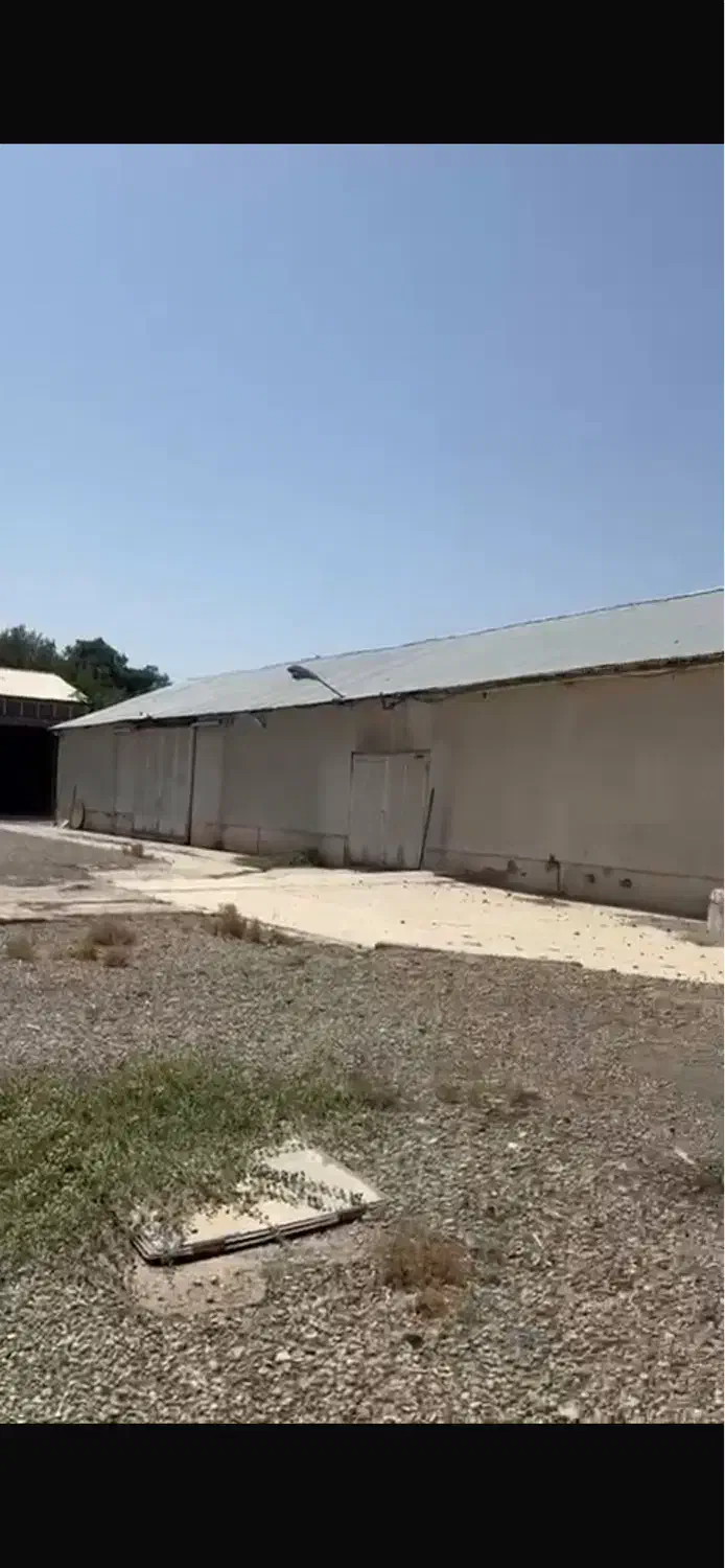 انبار ۳۰۰ متر و سالن ۵۰۰ و ۴۰۰ و سقف ۴۰۰ متری|اجارهٔ دفتر صنعتی، کشاورزی، تجاری|تهران, زمزم|دیوار