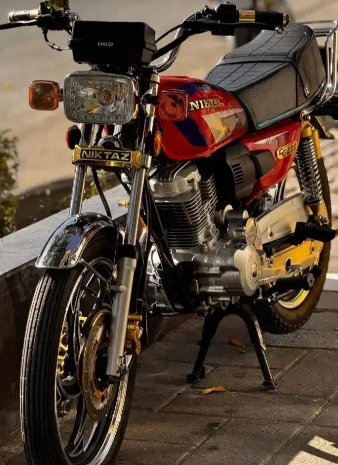 نیکتاز ۲۰۰ جفت دیسک|موتورسیکلت|ساری, |دیوار