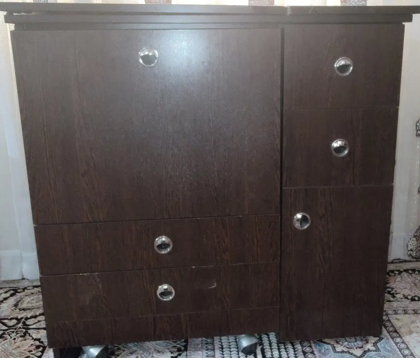 میز چرخ خیاطی|لوازم خیاطی و بافتنی|محمدیه-قزوین, |دیوار