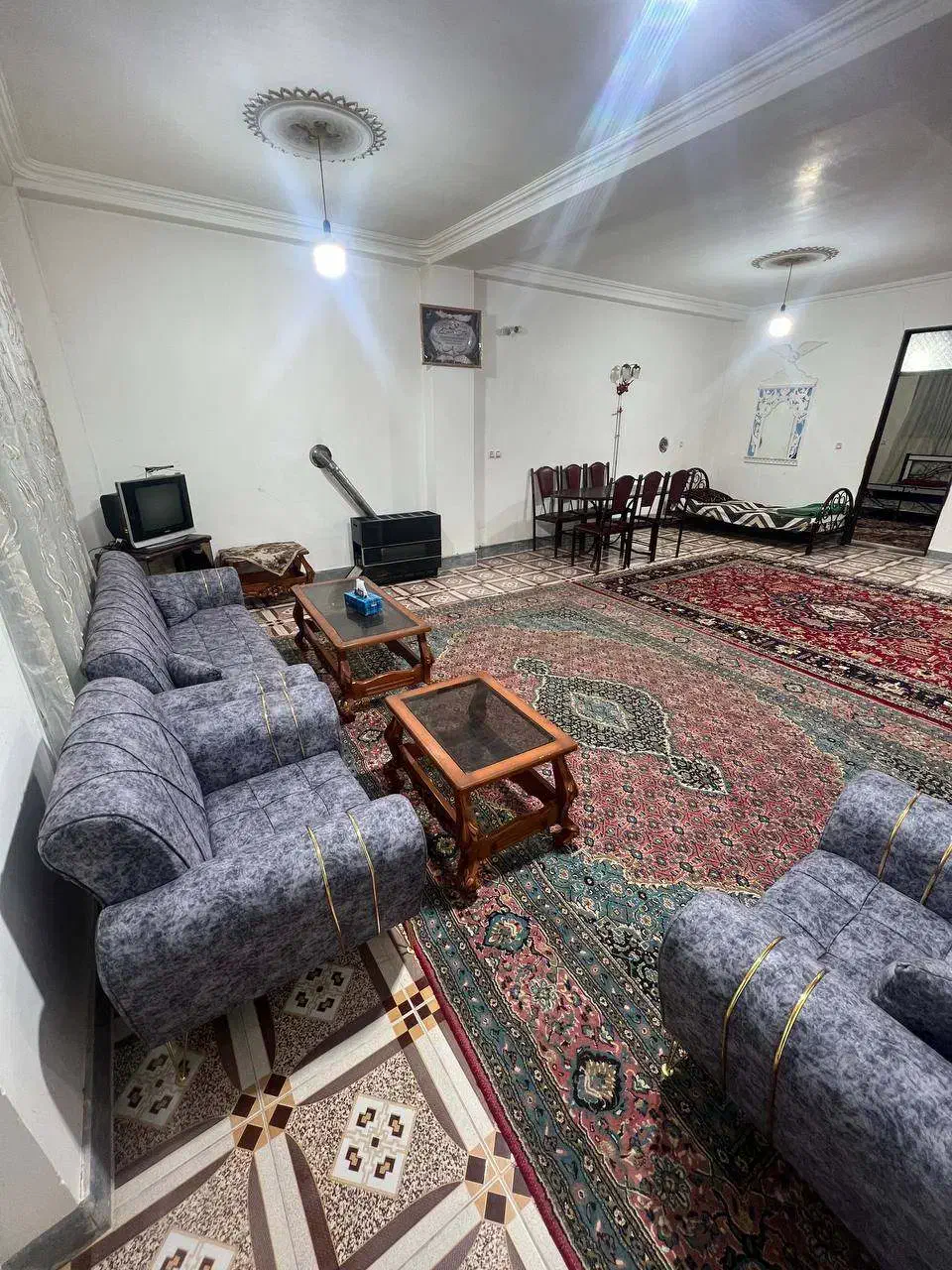 اجاره حیاط ویلایی دربست دوخوابه در جلفا|اجارهٔ کوتاهمدت آپارتمان و سوئیت|جلفا, |دیوار