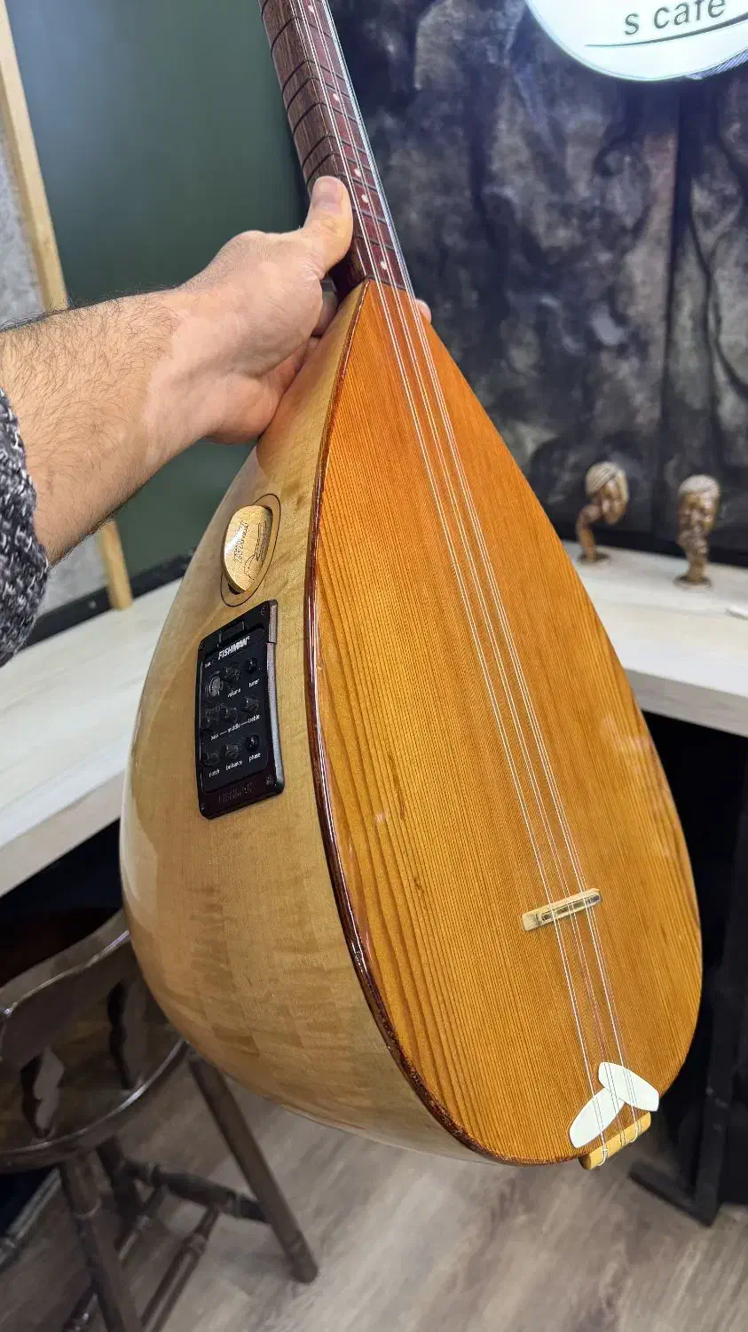 باغلاما اوکتای ییلماز(اورجینال ترکیە)|سازهای سنتی|سنندج, |دیوار