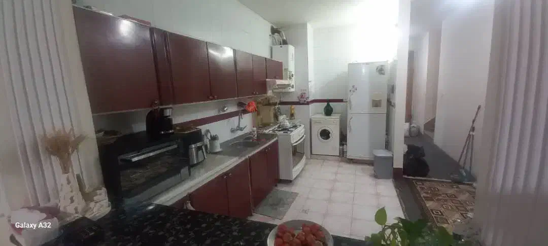 دوخواب/تراس دار/بر خیابان اصلی|اجارهٔ آپارتمان|شیراز, شهرک بزین|دیوار