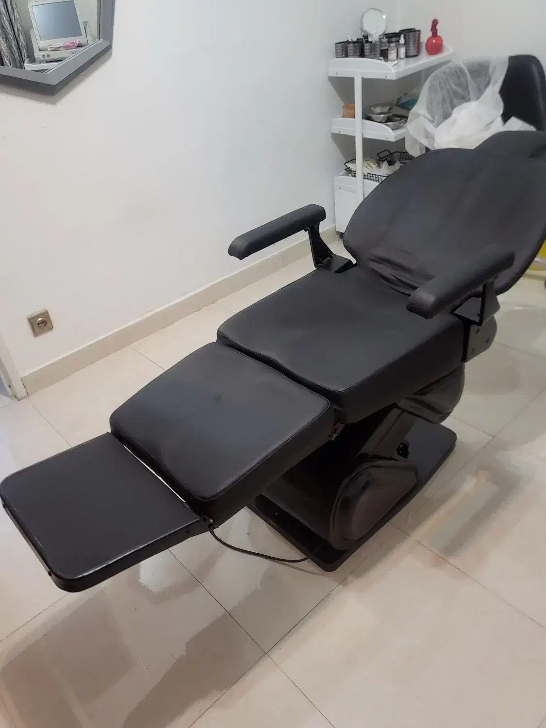 صندلی برقی|آرایشگاه و سالنهای زیبایی|تهران, حکمت|دیوار