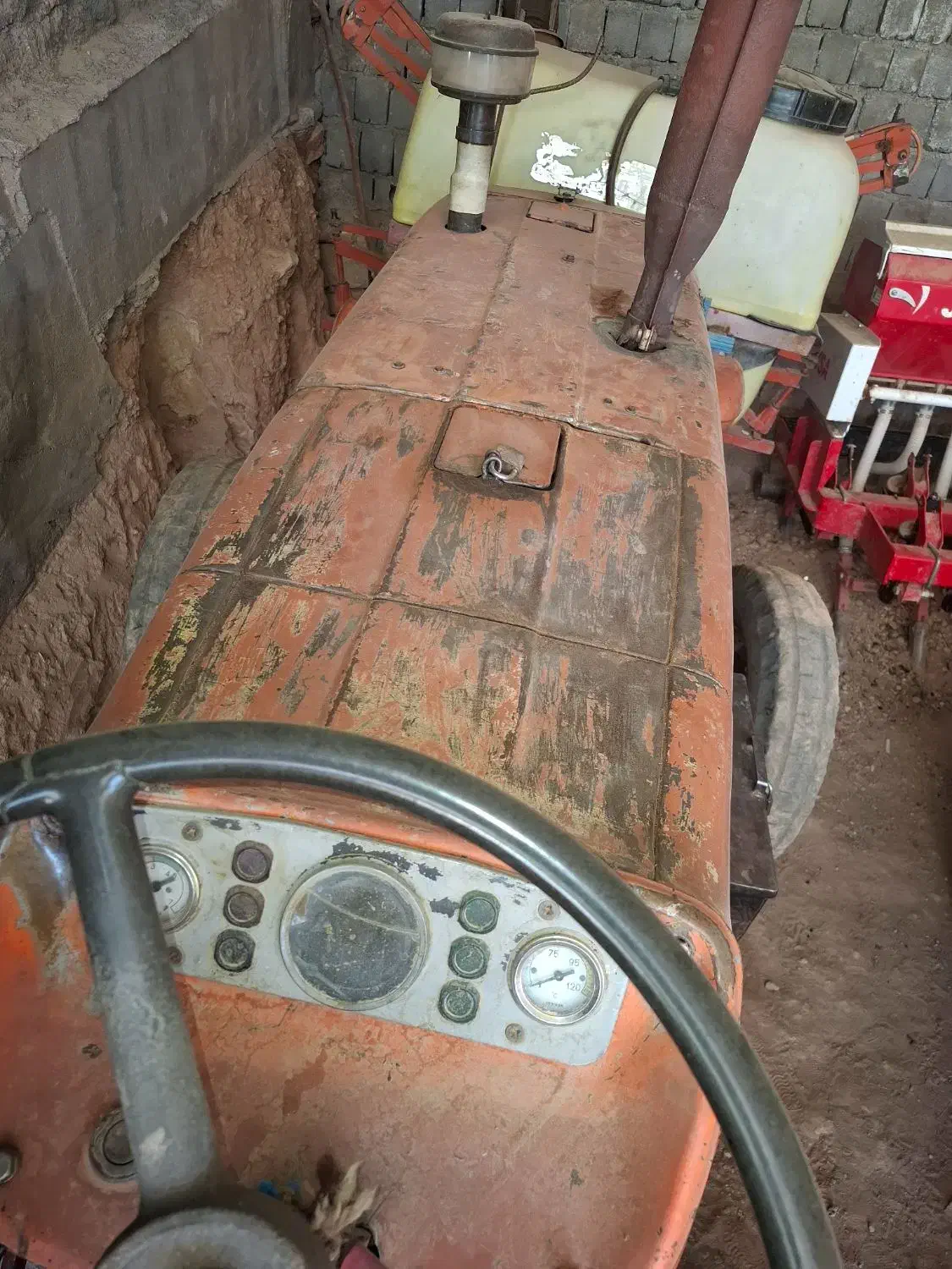 تراکتور  رومانی عروسک  گیربکس پلم|ماشین‌آلات صنعتی|شهرکرد, |دیوار