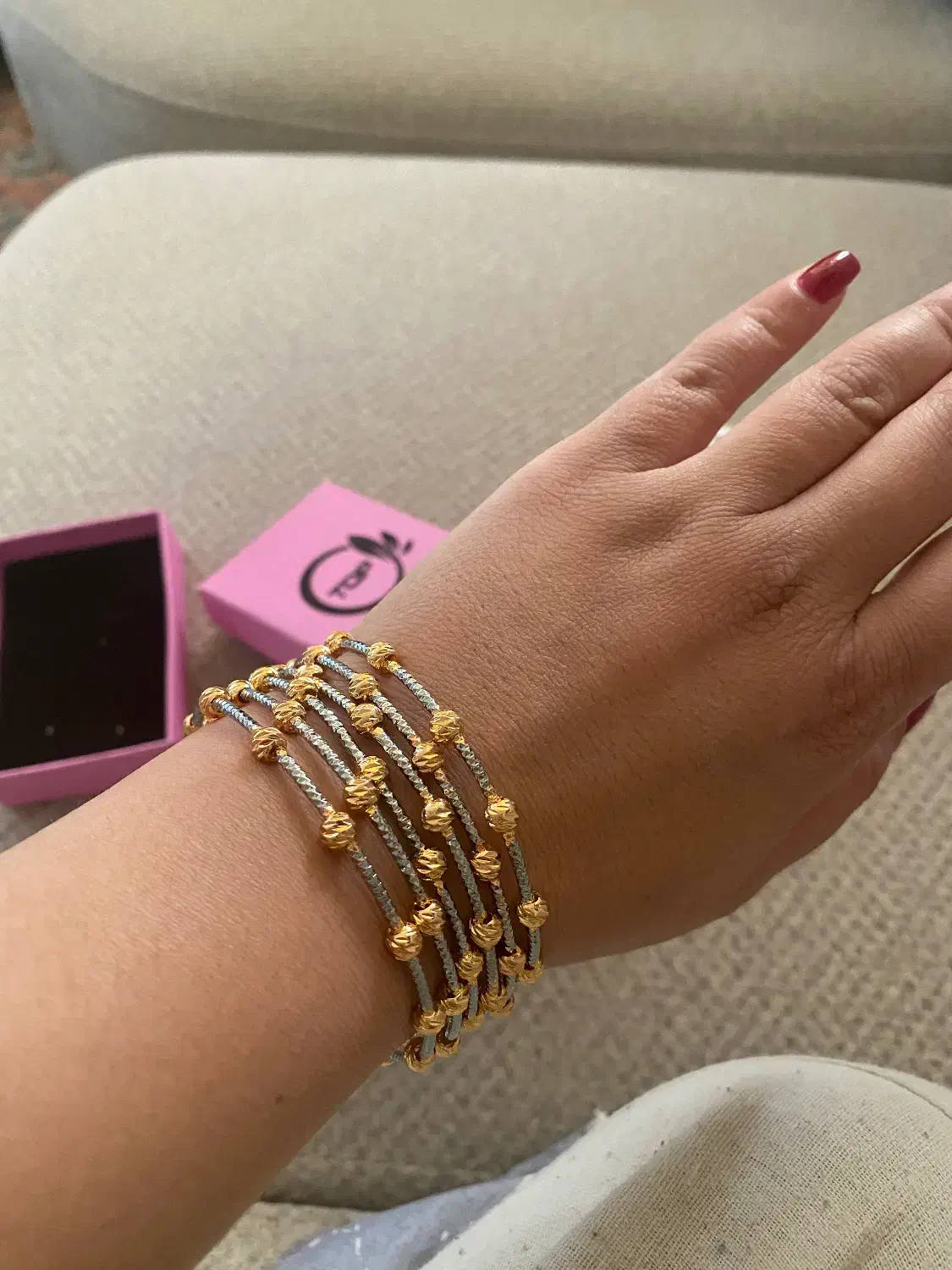 النکو بدل|جواهرات|اصفهان, شاهزاده ابراهیم|دیوار