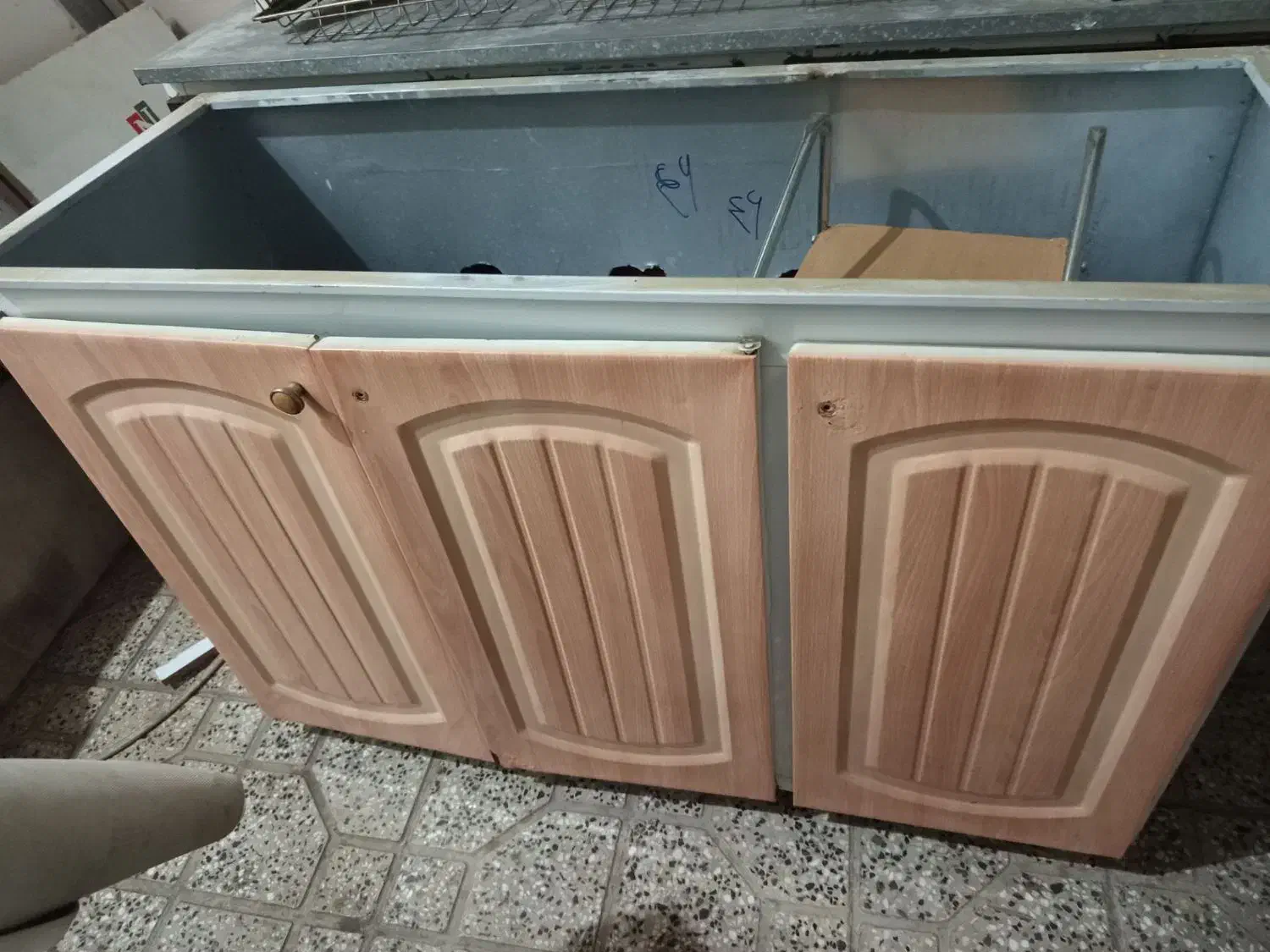 فروش کابینت دست دوم وهود لمسی|آبچکان و نظمدهنده ظروف|الشتر, |دیوار