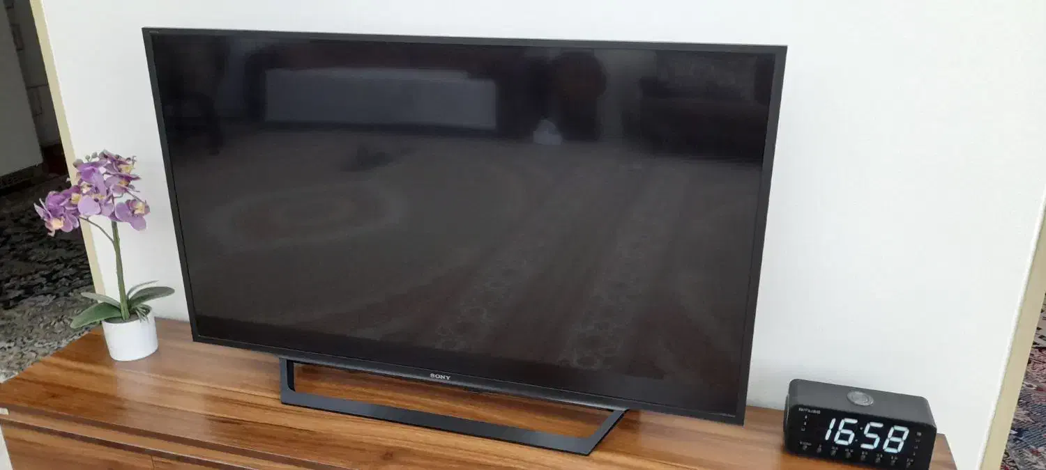 تلویزیون سونی48اینچW650Dتمیز و سالم|تلویزیون و پروژکتور|فردیس, منظریه|دیوار