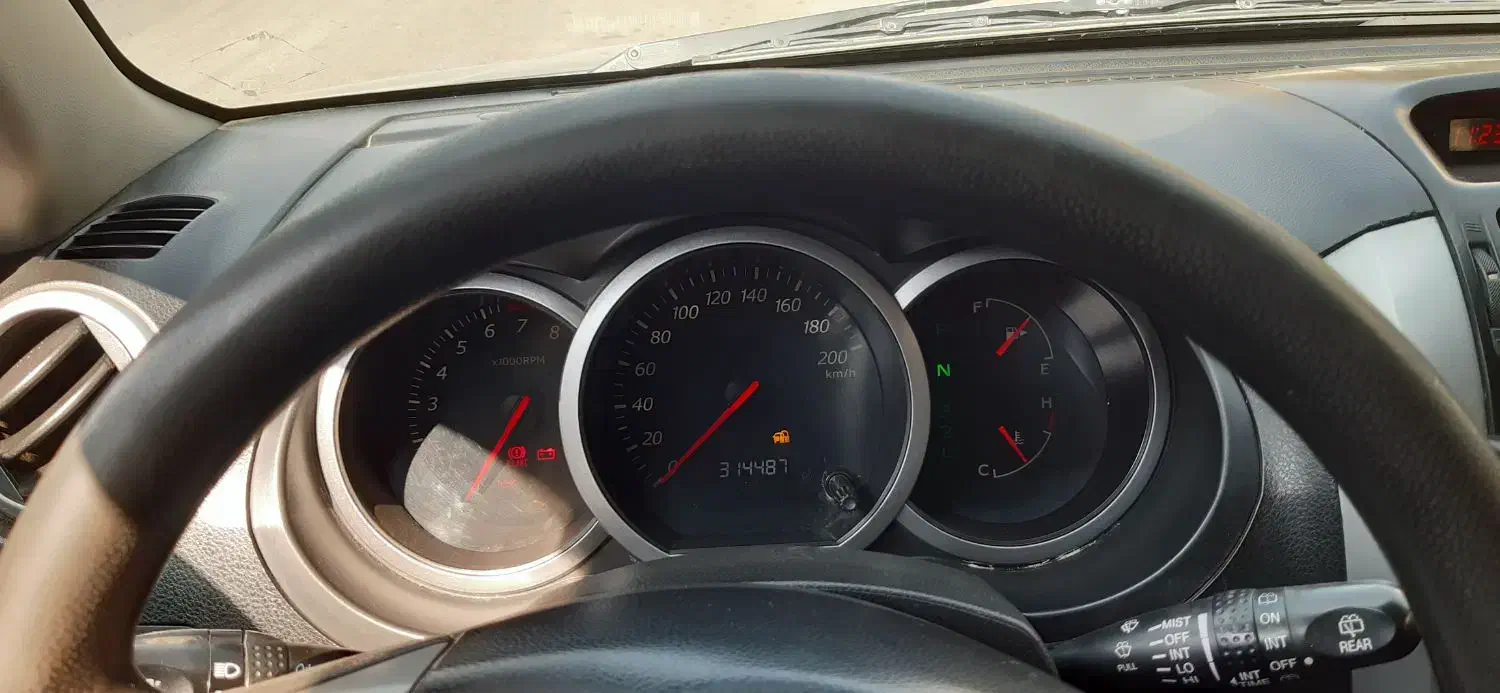 سوزوکی ویتارا|خودرو سواری و وانت|یزد, |دیوار