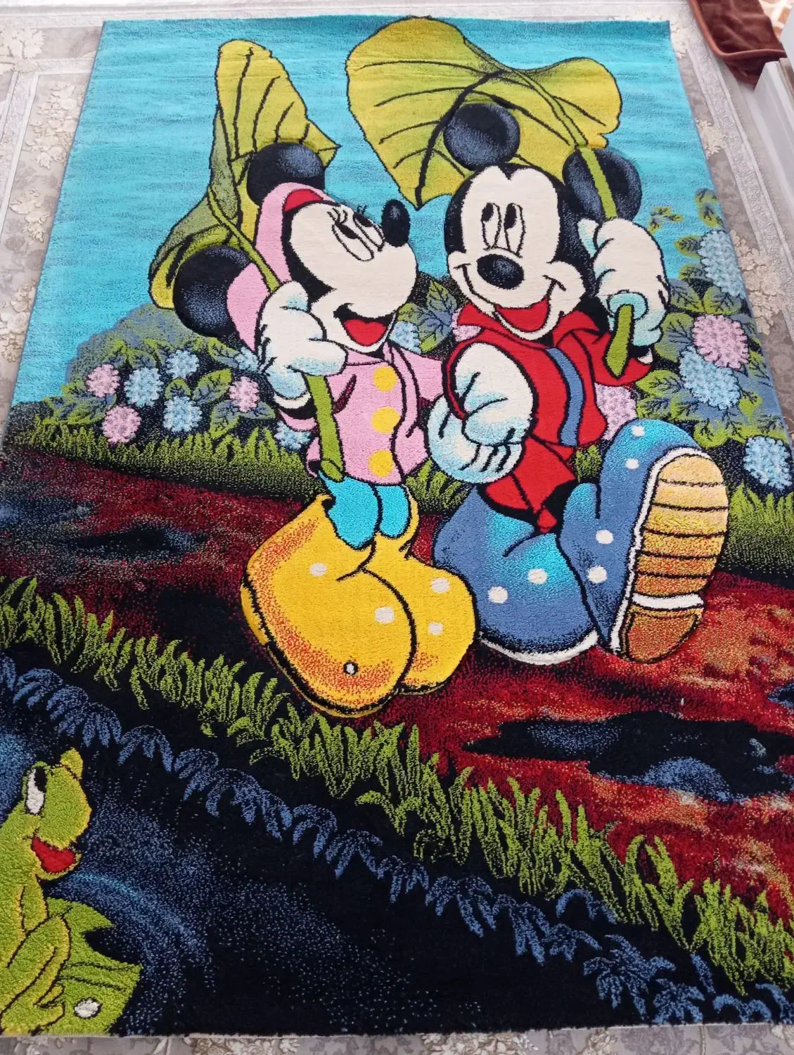 فرش بچگانه در حد نو|فرش|ارومیه, |دیوار