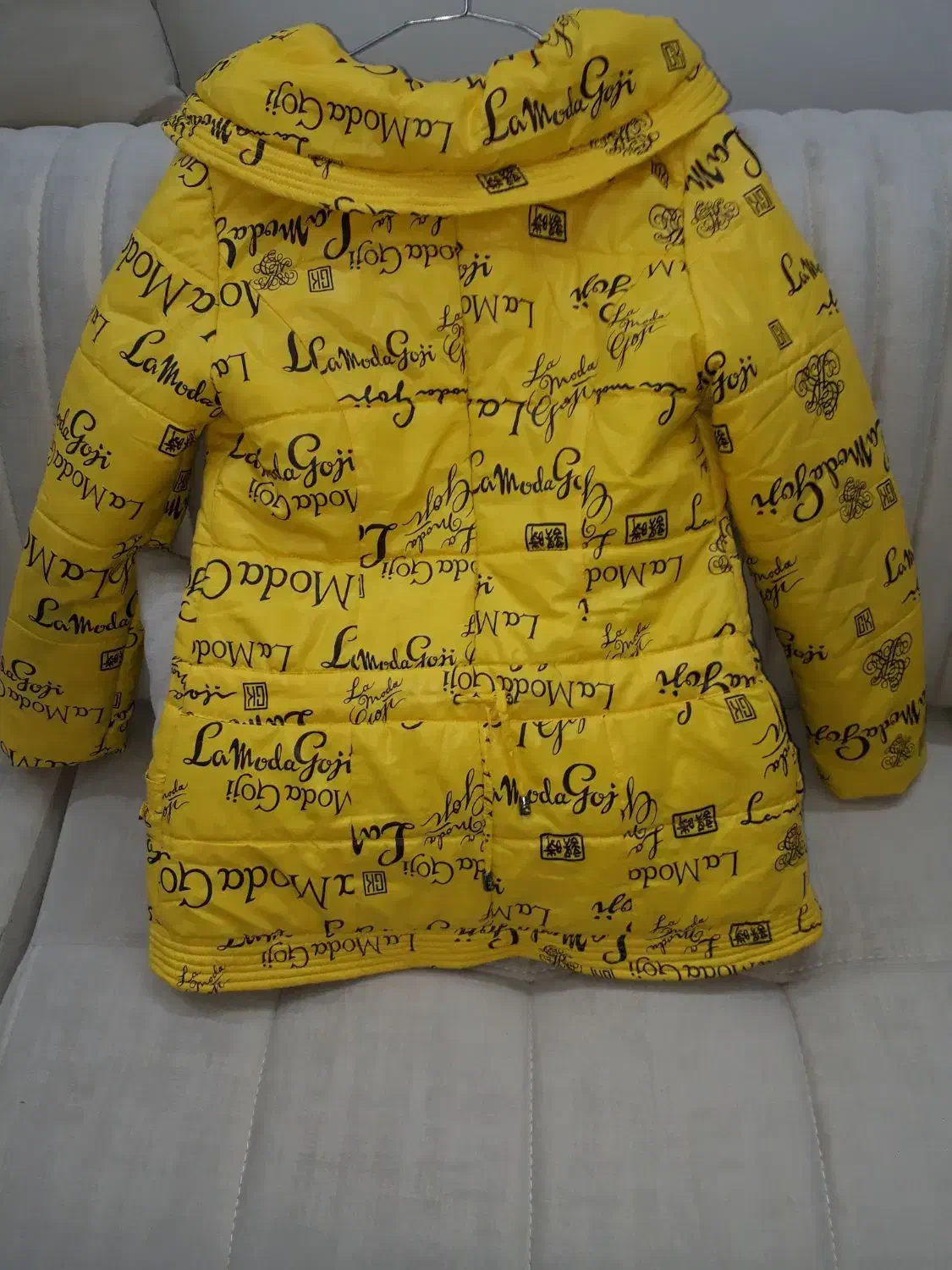 کاپشن مایکنی دخترونه نو سایز لارج|کفش و لباس بچه|حمیدیا, |دیوار