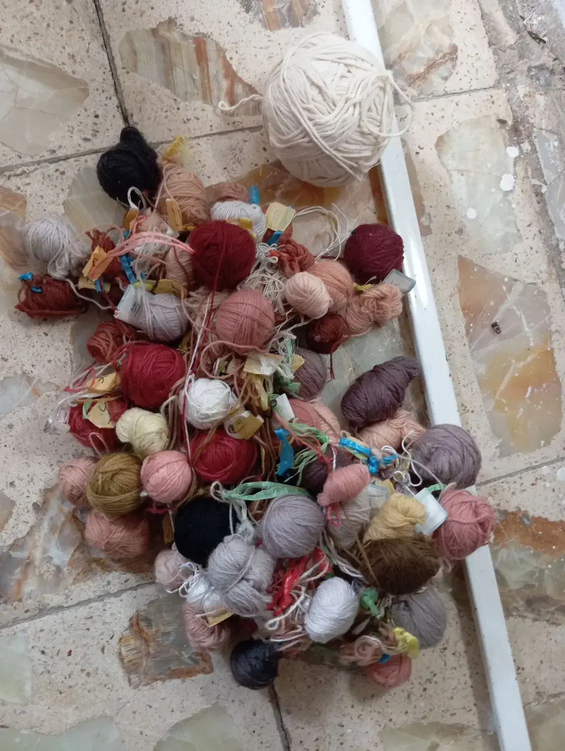 دار تابلو فرش نونو|تابلو فرش|فارسان, |دیوار