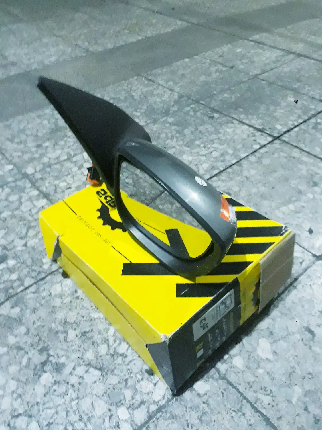 آینه راست 207 206 برقی راهنمادار نو خاکستری ثابت|قطعات یدکی و لوازم جانبی|تهران, مهران|دیوار